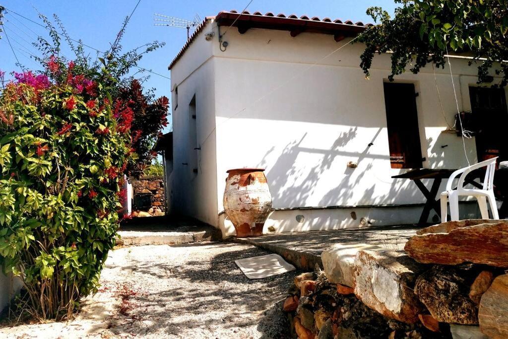 Afrodite'S House-Restaurated Oil Factory Agia  Екстериор снимка