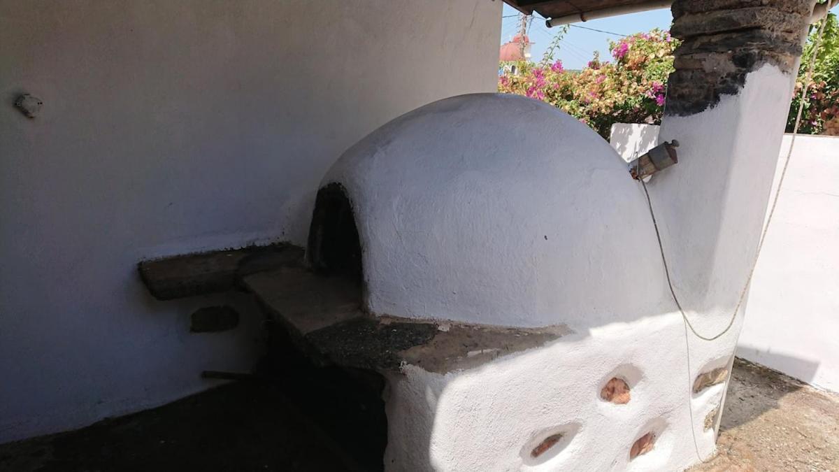Afrodite'S House-Restaurated Oil Factory Agia  Екстериор снимка